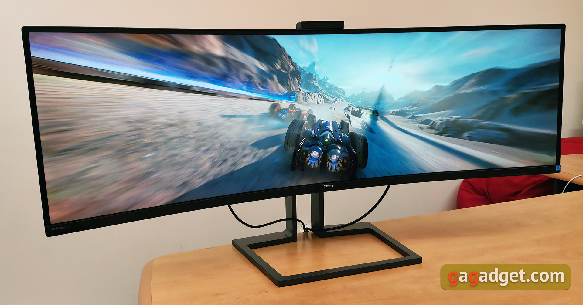 Обзор Philips Brilliance 499P9H: 49-дюймовый монитор-авианосец-114