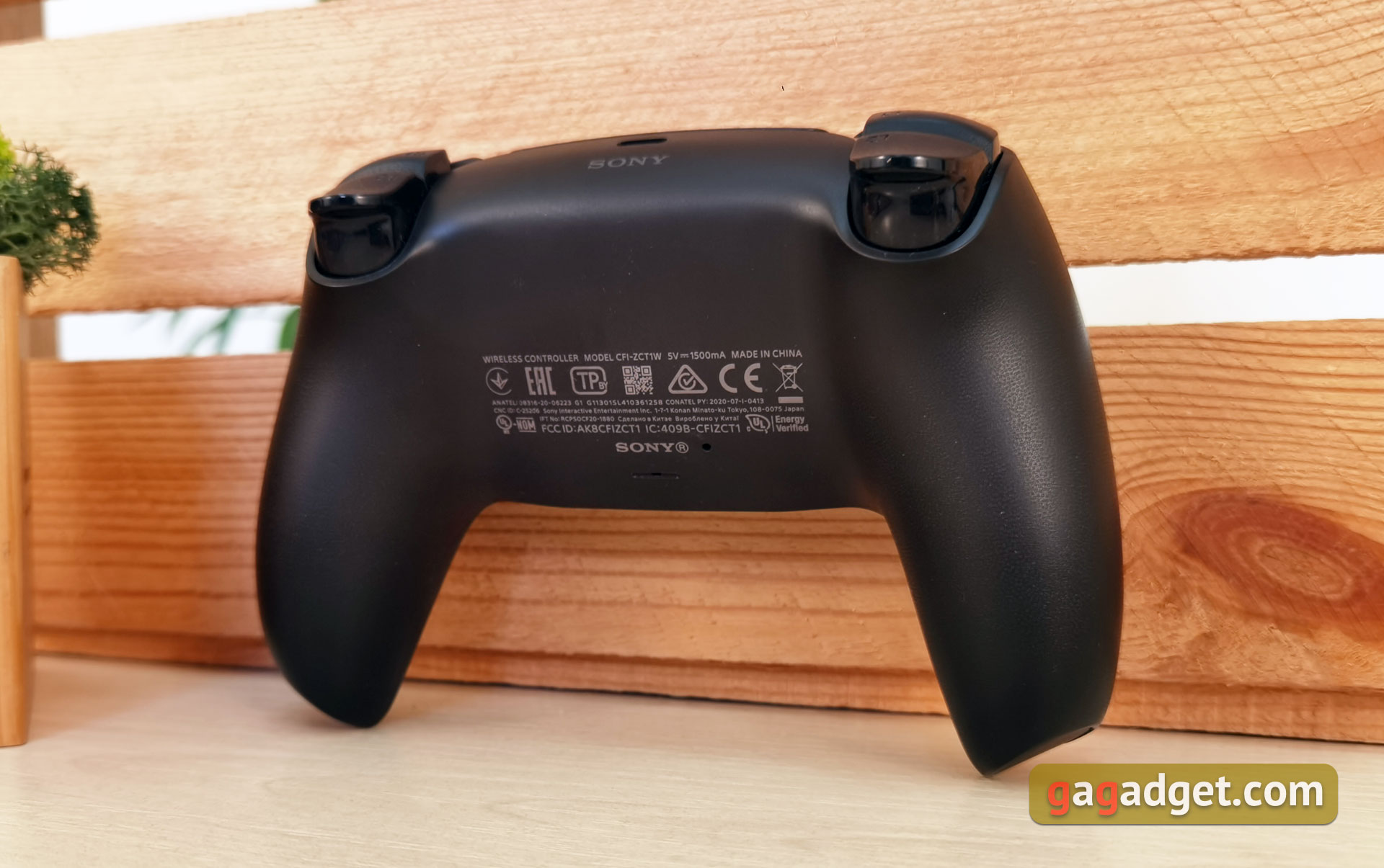 Аксесуари для PlayStation 5: як зробити гру комфортніше-16