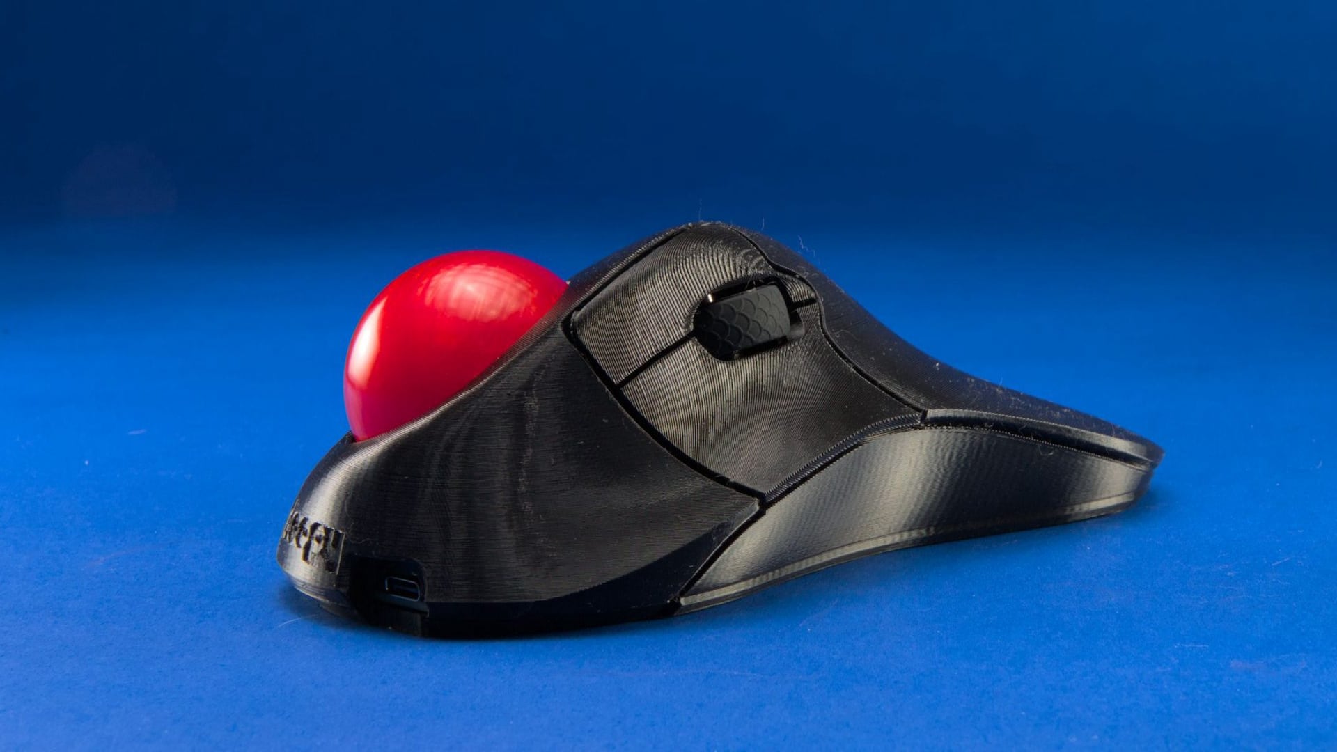 Ploopy Classic 2: a 3D-printed, optical trackball that can be purchased for $145-2