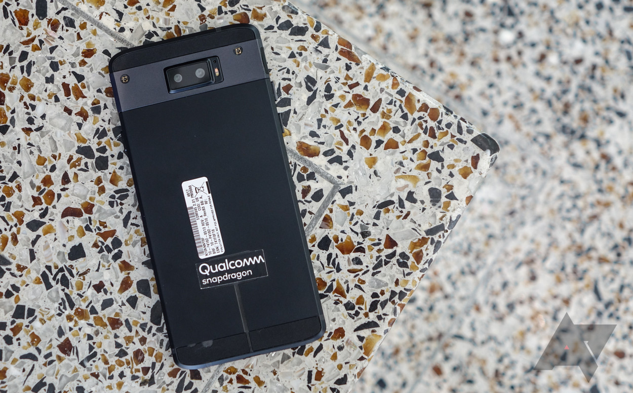 qualcomm-snapdragon-845-tests-phone-2.jpg