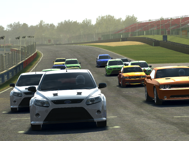 Игры для iPad: Real Racing 3-5