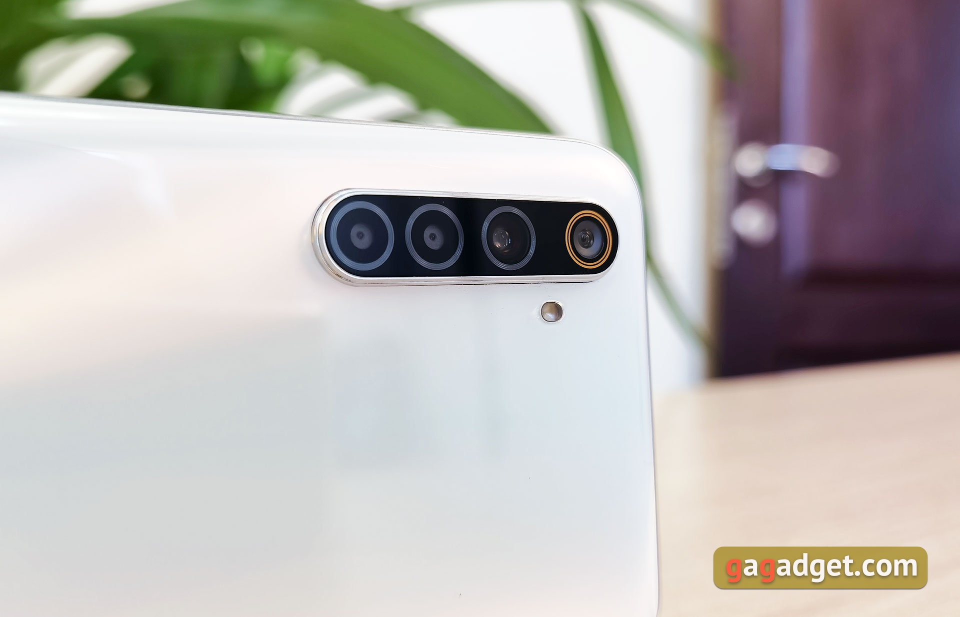 Обзор смартфона realme 6: антикризисный ценопад -284