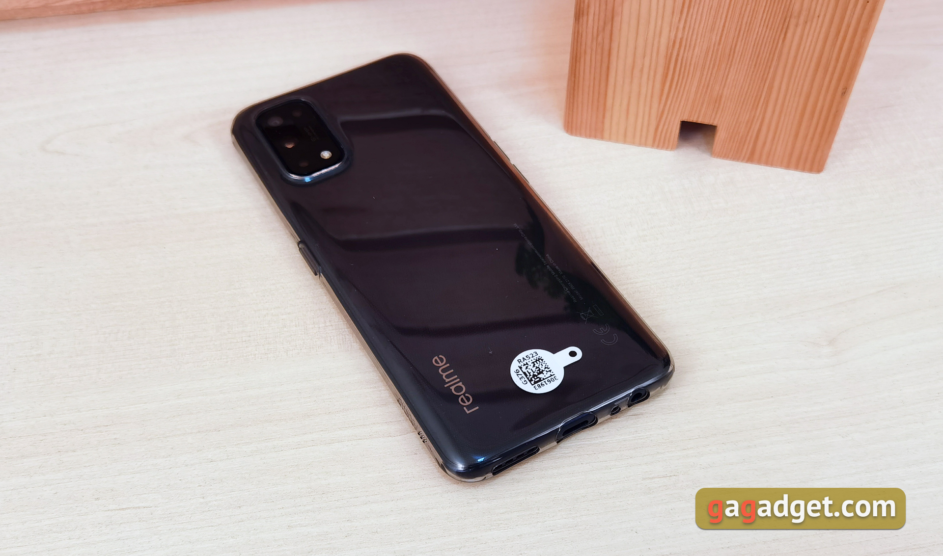 Обзор realme 7 Pro: AMOLED-дисплей, Snapdragon, NFC и молниеносная зарядка-4