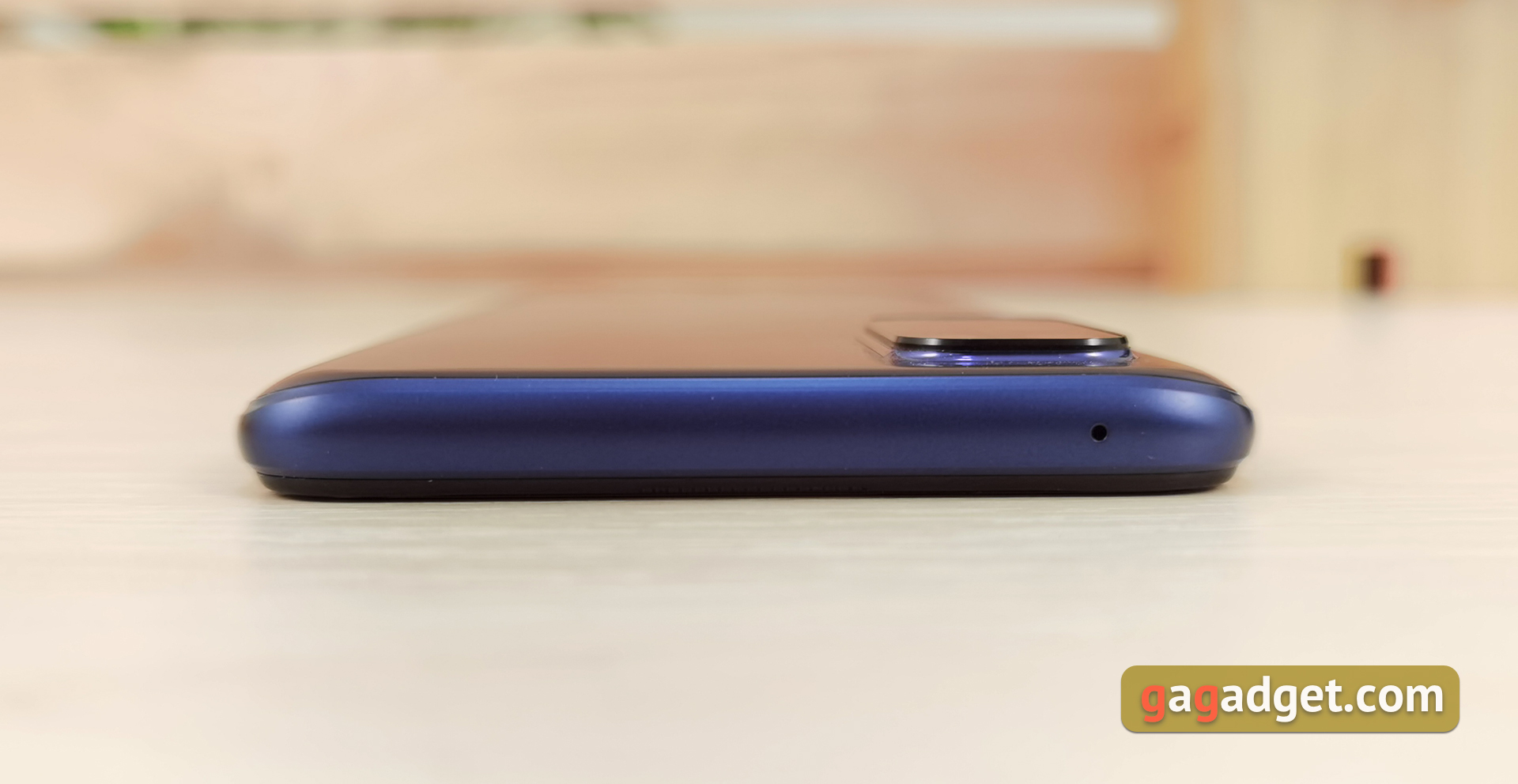 Обзор realme 7 Pro: AMOLED-дисплей, Snapdragon, NFC и молниеносная зарядка-13