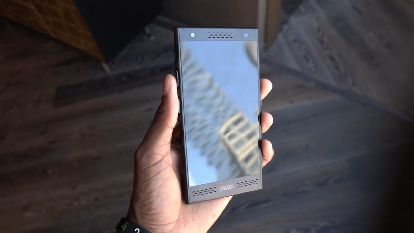 red-hydrogen-one-prototype-1.jpg
