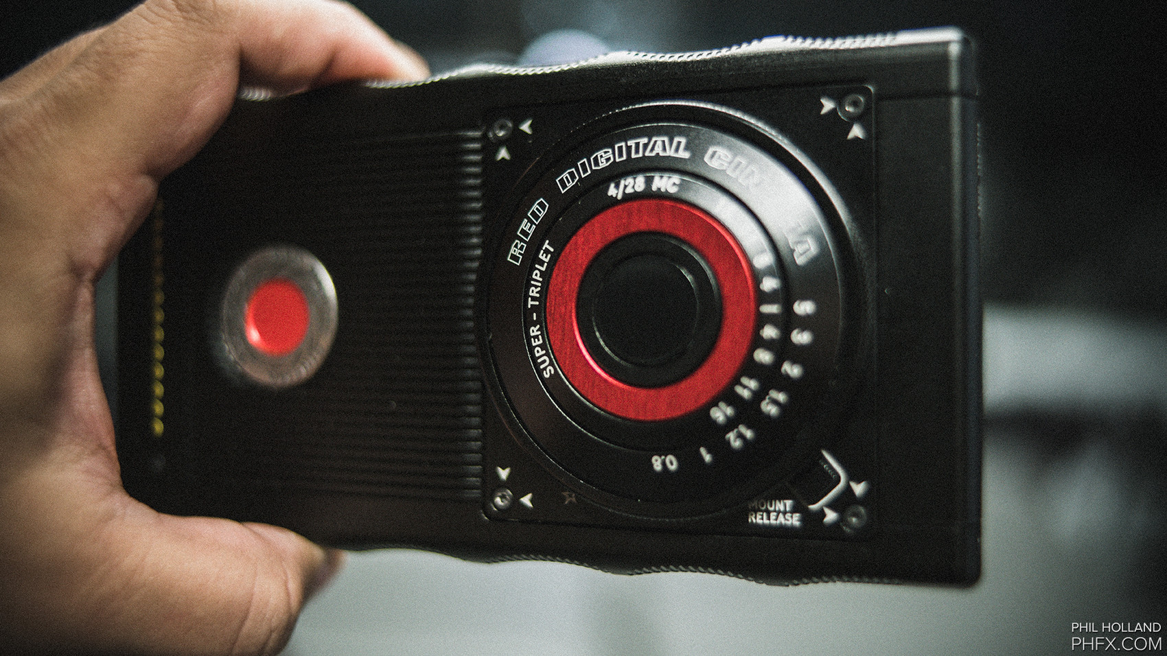 red-hydrogen-one-release-date-price-2.jpg
