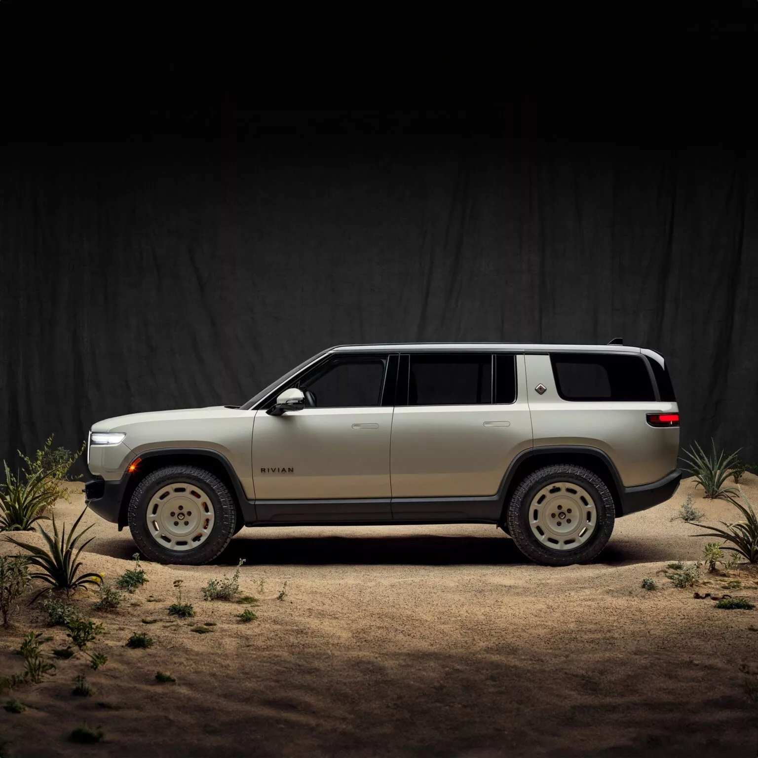 Rivian R1 Dune Edition Vue avant