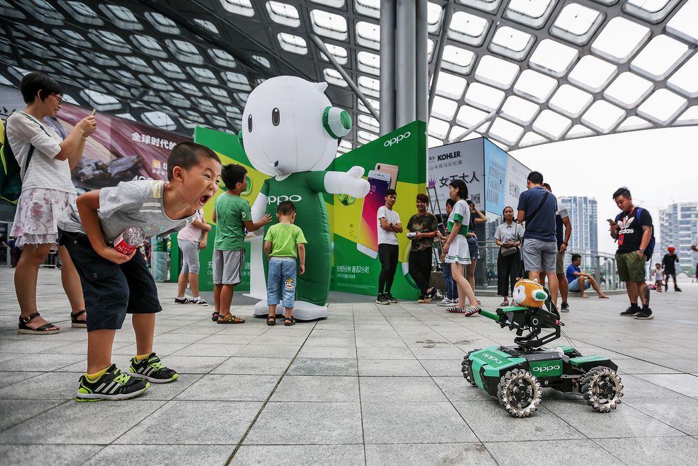 Зачем производитель дронов DJI поддерживает крупнейший в мире турнир боевых роботов RoboMasters-4 Зачем производитель дронов DJI поддерживает крупнейший в мире турнир боевых роботов RoboMasters-4