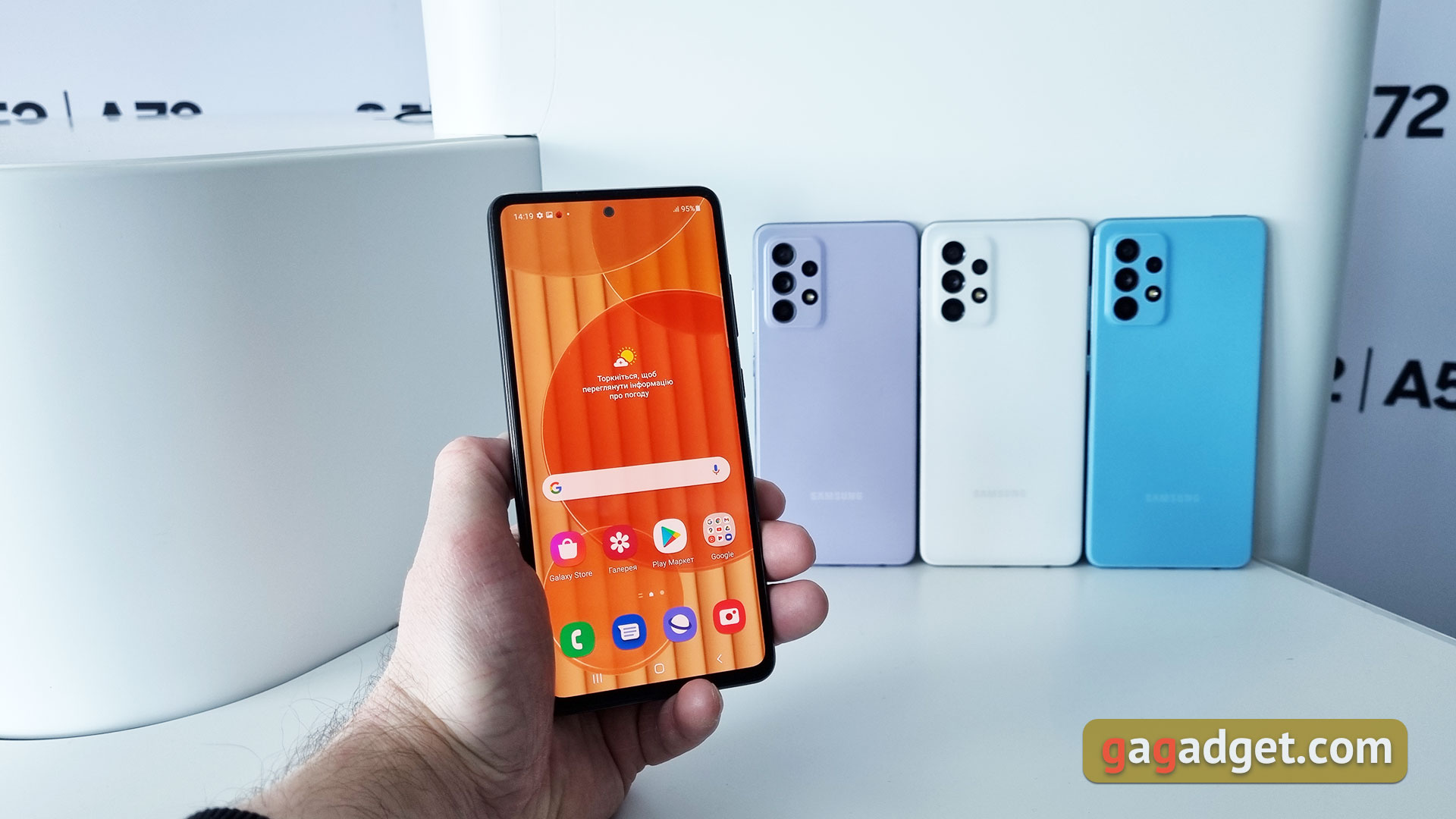 Samsung Galaxy A72 VS Galaxy A52 Review: Mid-Range Phones with Flagship Ambitions-15