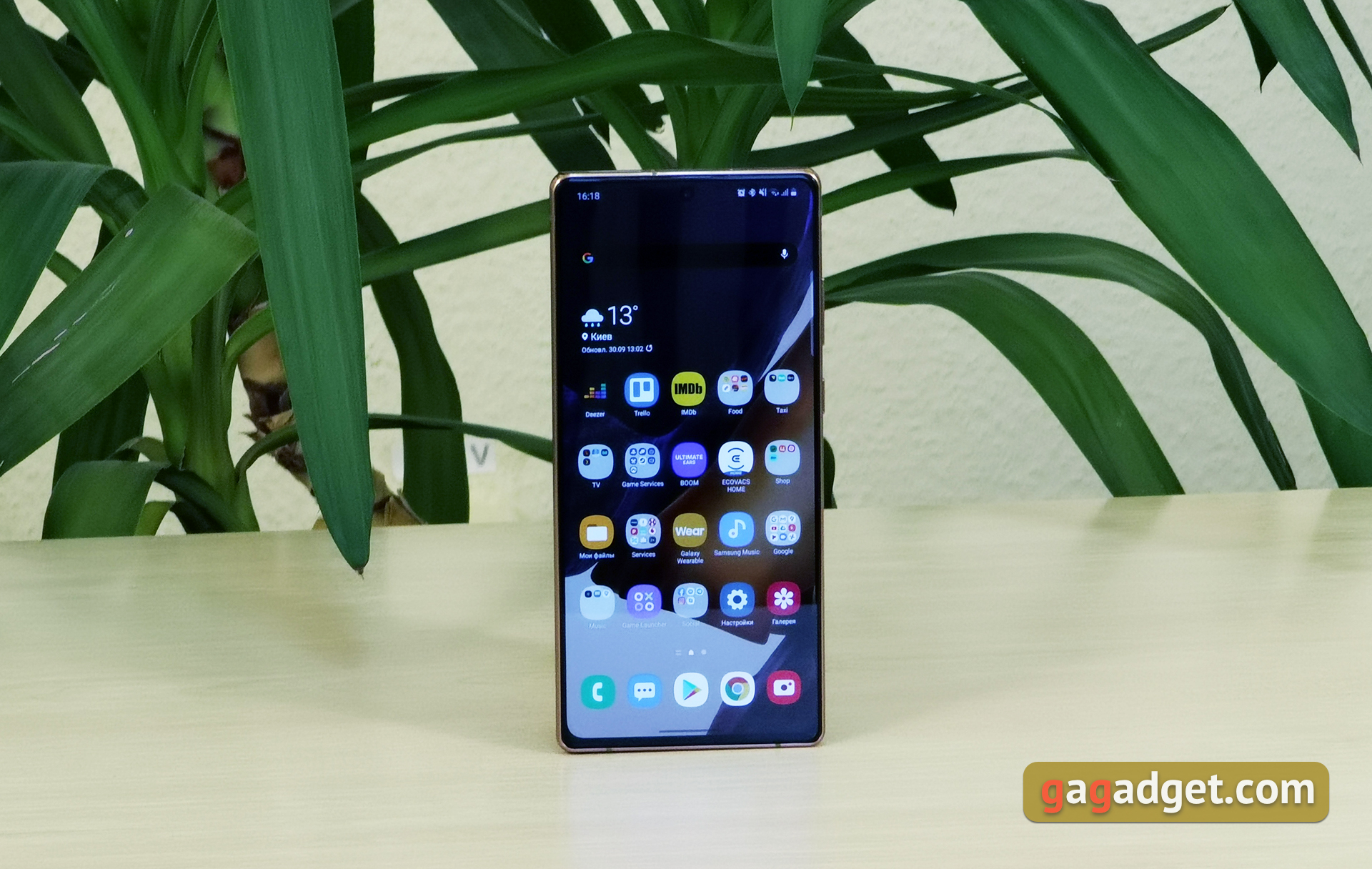 Обзор Samsung Galaxy Note20: у нас с собой было три камеры, стилус и пластиковый корпус-2
