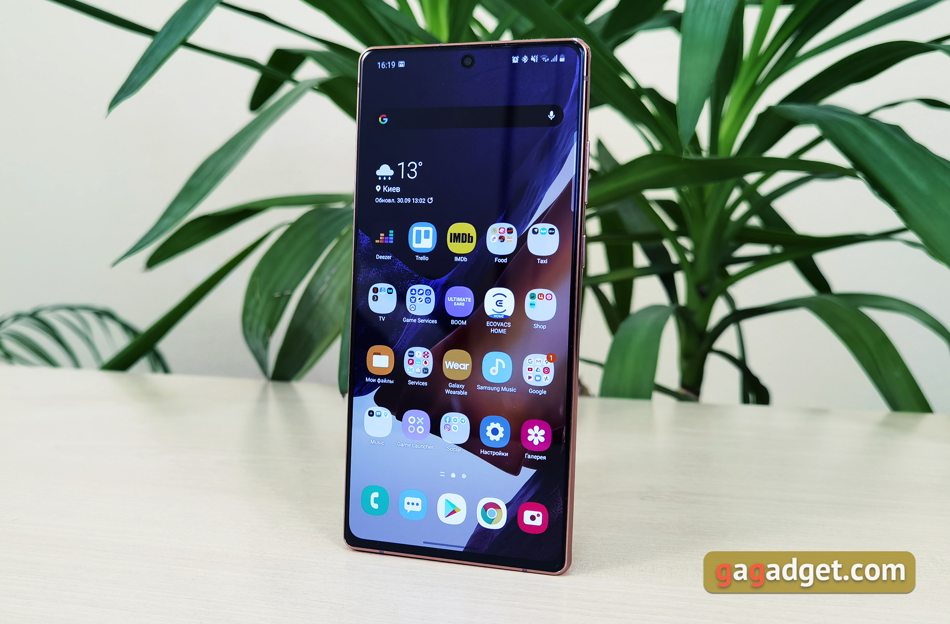 Обзор Samsung Galaxy Note20: у нас с собой было три камеры, стилус и пластиковый корпус-4