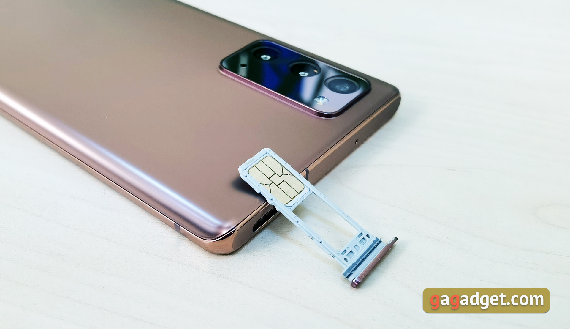 Обзор Samsung Galaxy Note20: у нас с собой было три камеры, стилус и пластиковый корпус-8