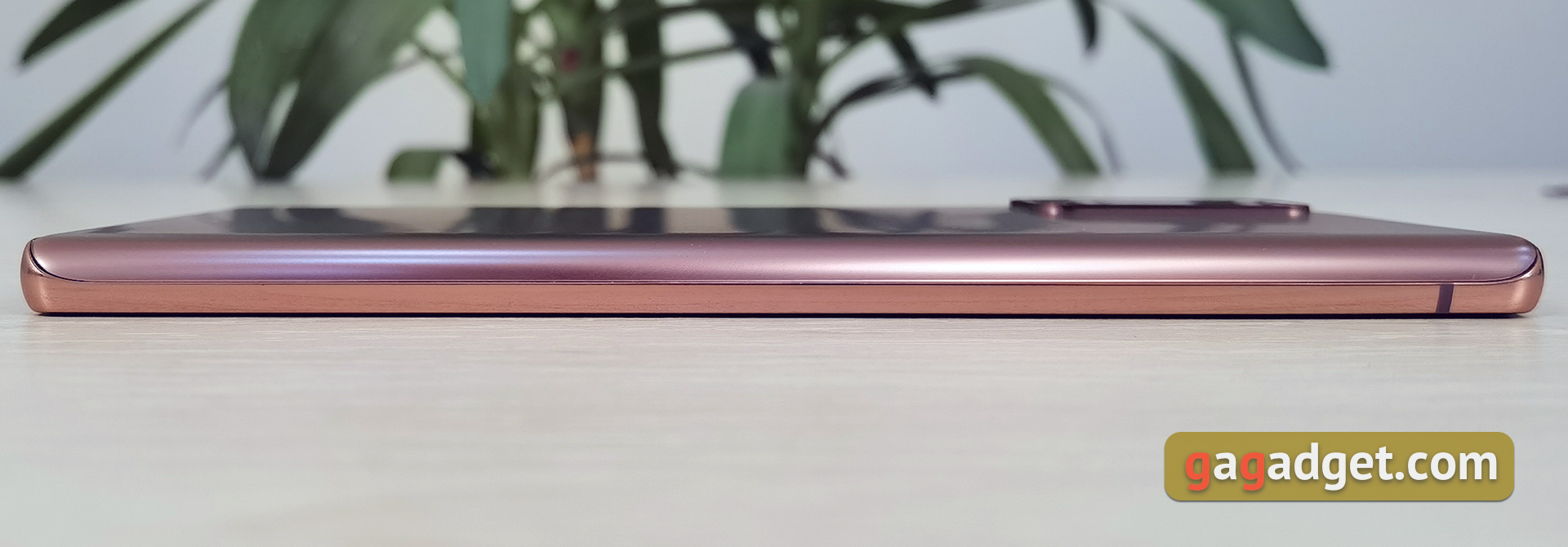Обзор Samsung Galaxy Note20: у нас с собой было три камеры, стилус и пластиковый корпус-9