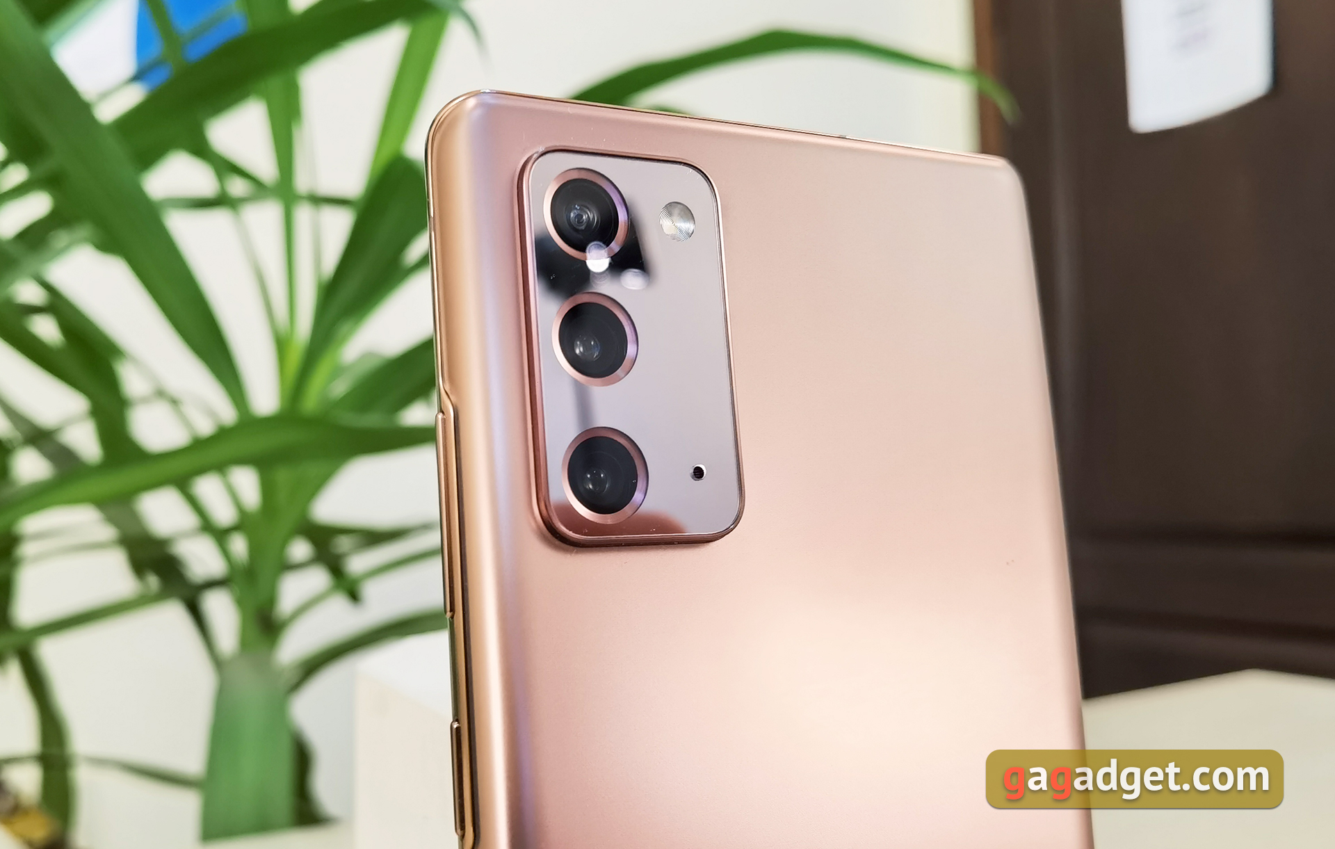 Обзор Samsung Galaxy Note20: у нас с собой было три камеры, стилус и пластиковый корпус-363