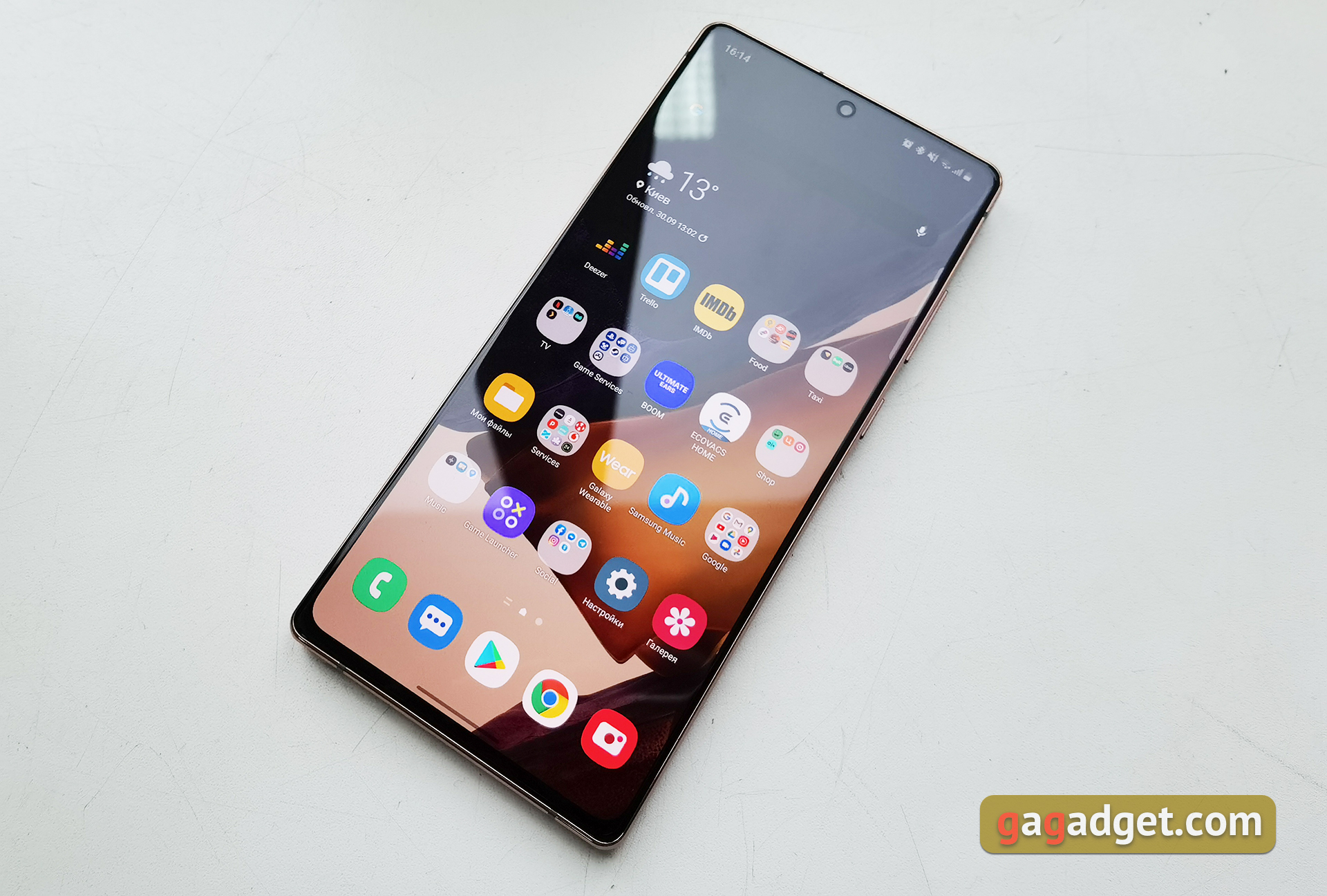 Обзор Samsung Galaxy Note20: у нас с собой было три камеры, стилус и пластиковый корпус-14