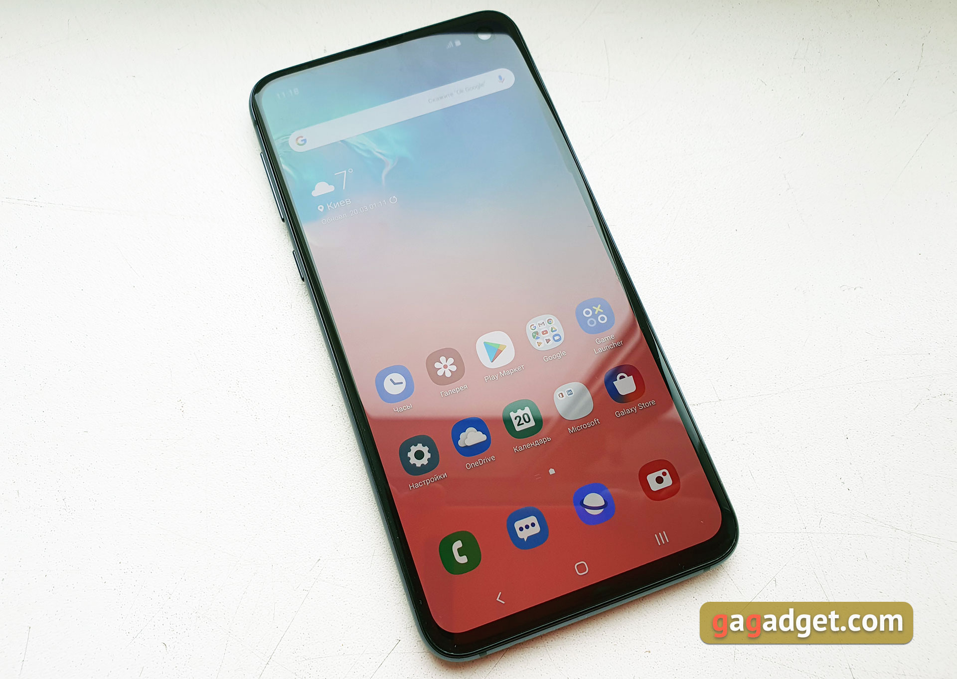 Огляд Samsung Galaxy S10e: менше - не означає гірше-13