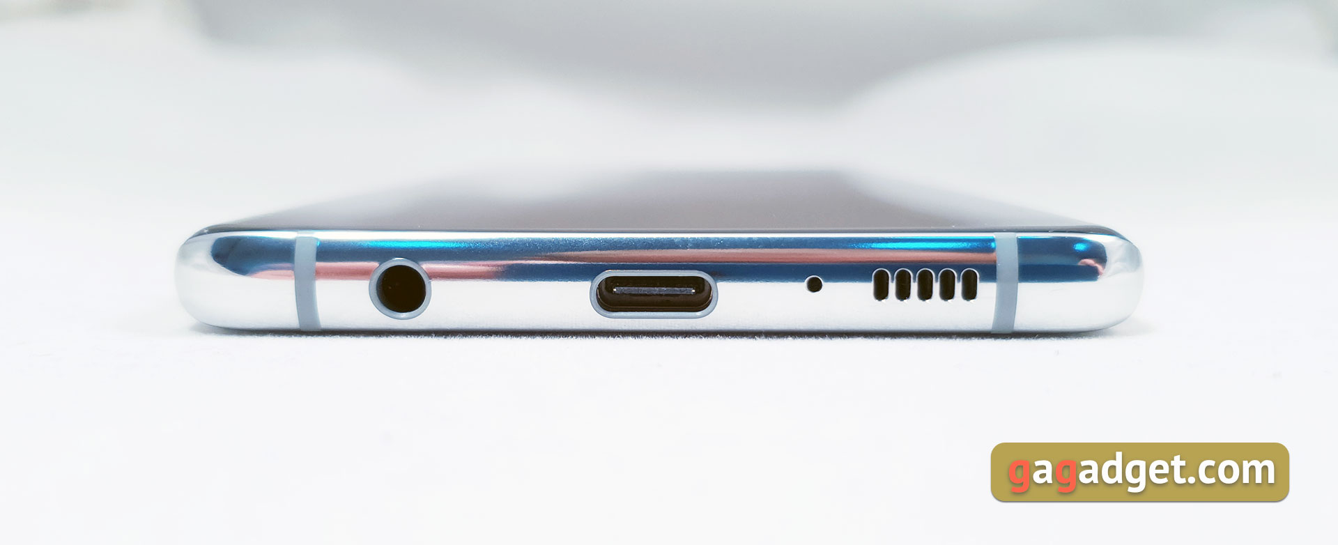 Огляд Samsung Galaxy S10+: ювілейний флагман з п'ятьма камерами-12