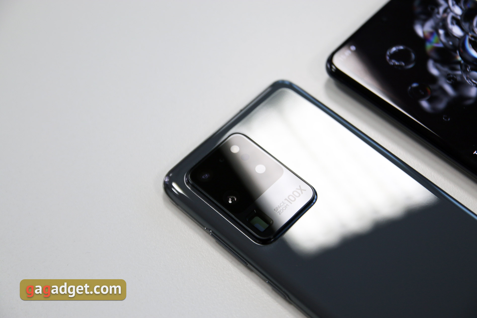 Космічний зум та швидкі екрани: Samsung Galaxy S20, Galaxy S20 Plus та Galaxy S20 Ultra своїми очима-19
