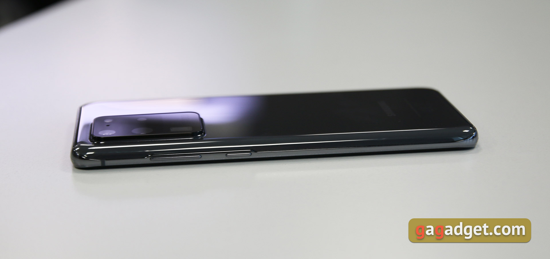Космический зум и быстрые экраны: Samsung Galaxy S20, Galaxy S20 Plus и Galaxy S20 Ultra своими глазами-5