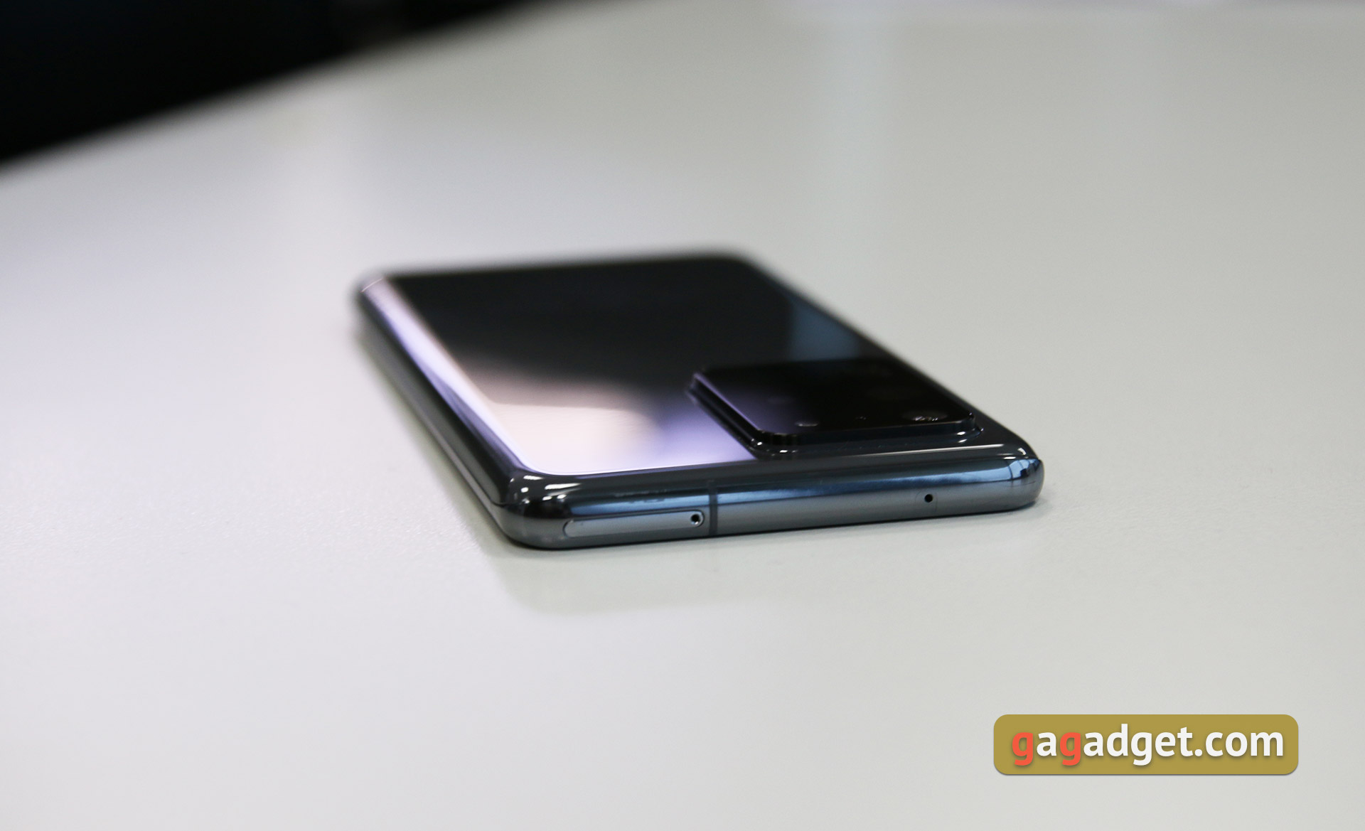 Космический зум и быстрые экраны: Samsung Galaxy S20, Galaxy S20 Plus и Galaxy S20 Ultra своими глазами-8