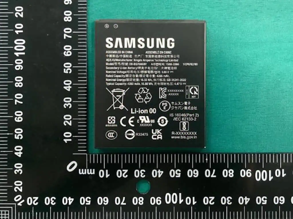 Removable Battery for Samsung Galaxy Xcover 8 Pro