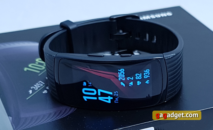 samsung-gear-fit2-pro-10.jpg