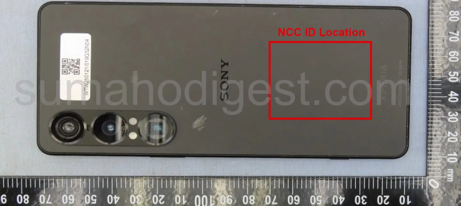 Sony Xperia 1 VII image in black colour
