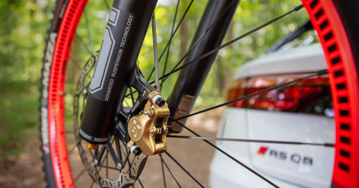 Електровелосипед Audi eMTB 2.0 в горах
