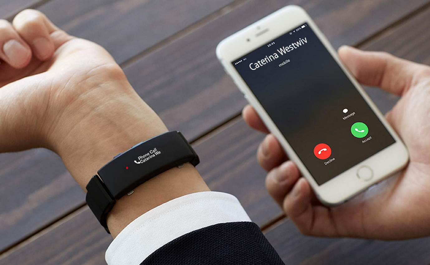sony-wena-wrist-active-6.jpg