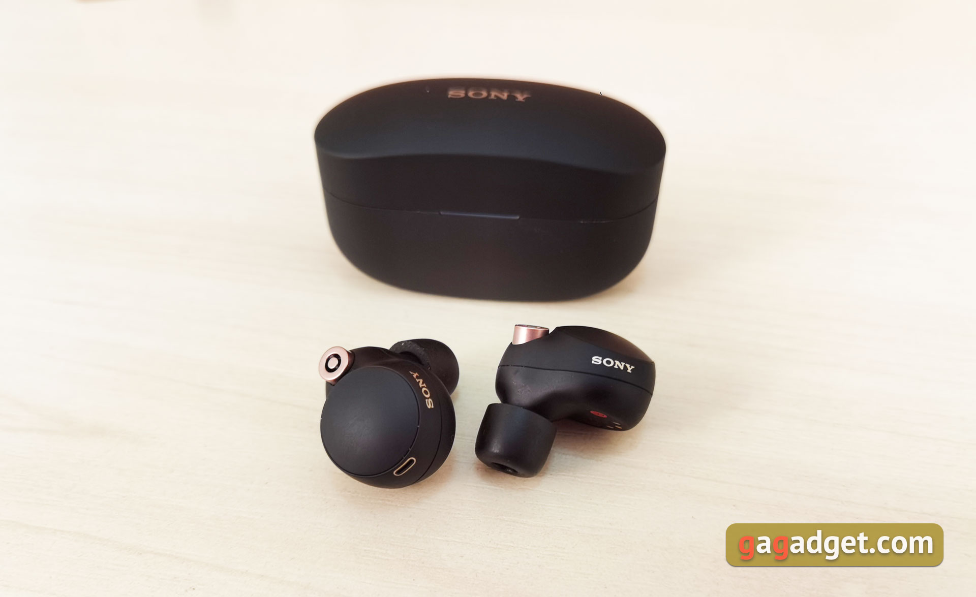 Sony WF-1000XM4 Review: TWS Flagship Earbuds with Best Noise Cancellation-9