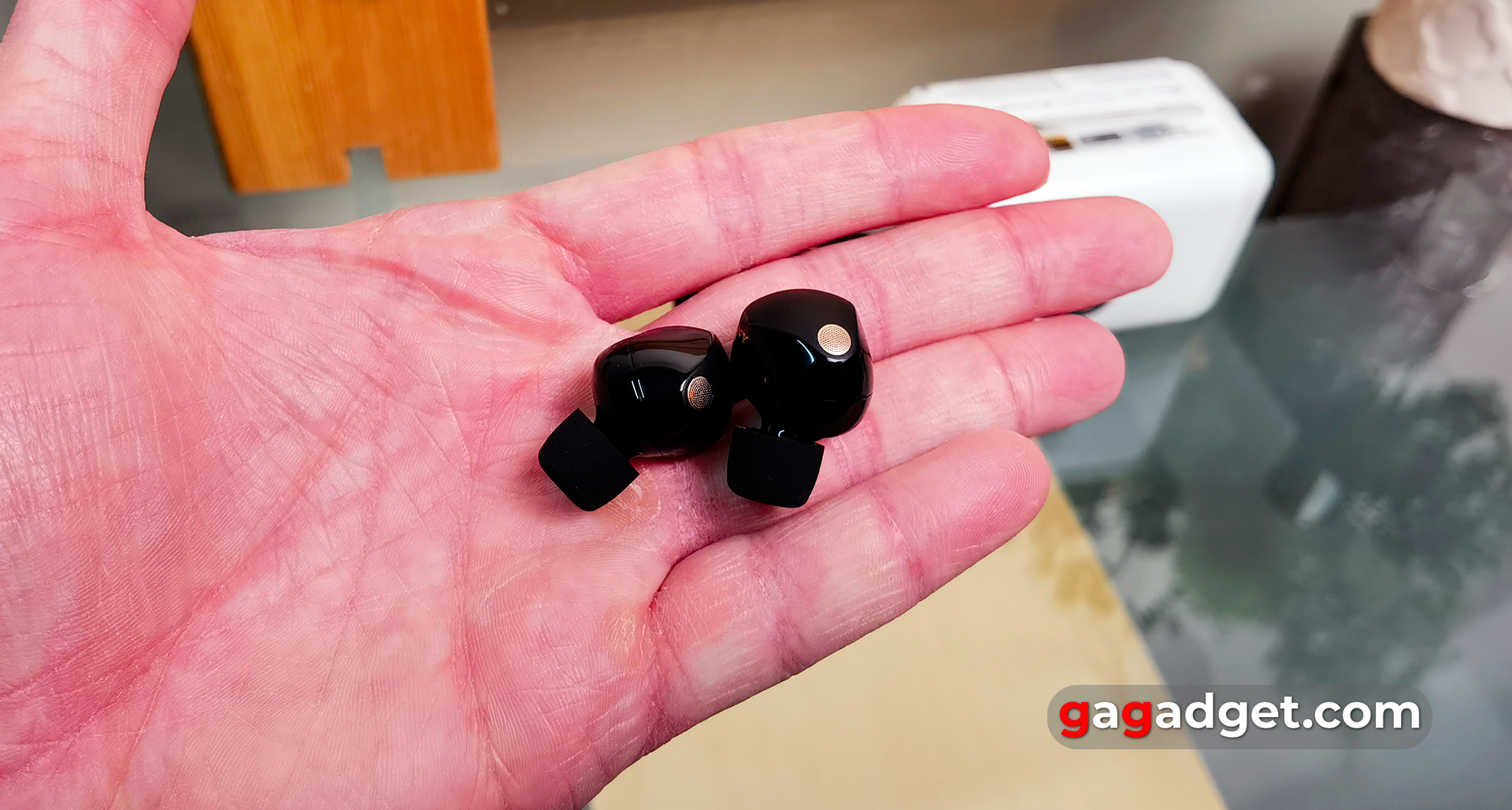 Огляд Sony WF-1000XM5