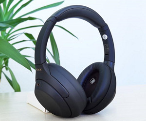 Sony WH-1000XM4