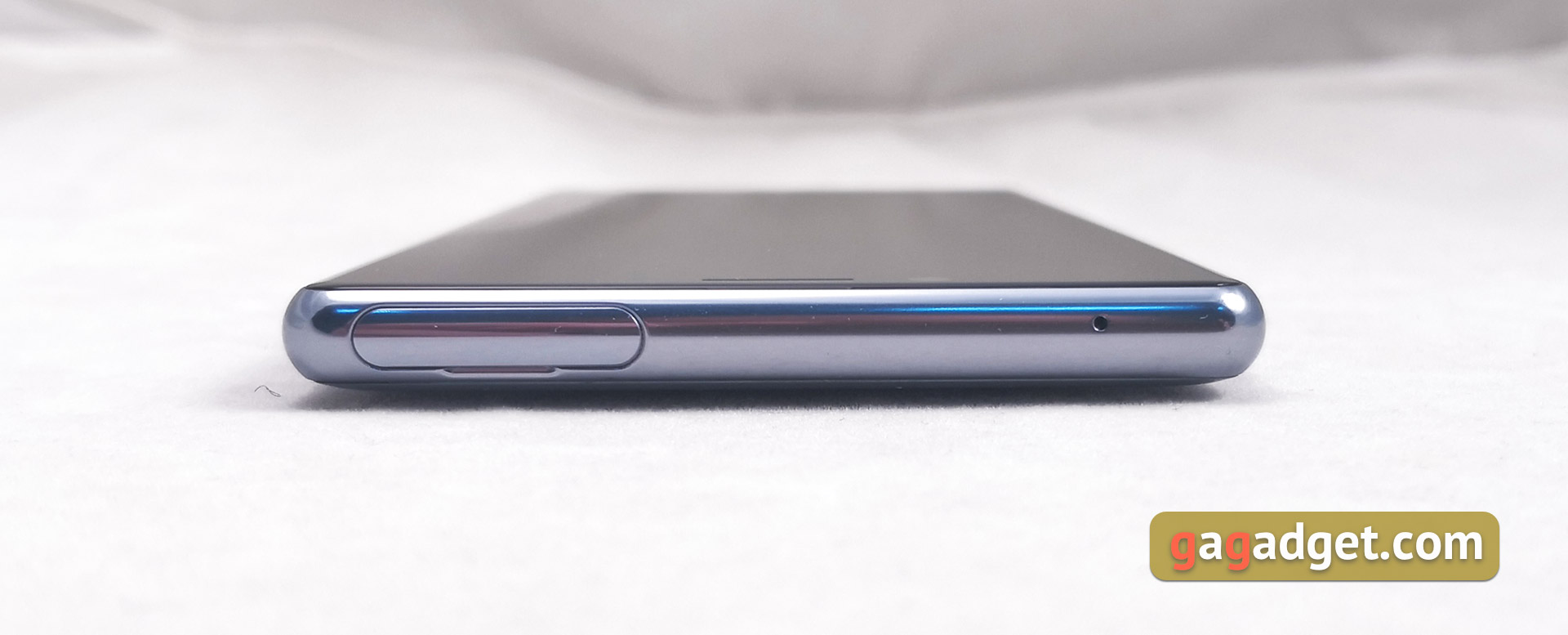 Огляд Sony Xperia 1: "високий" флагман з 4K HDR OLED дисплеєм-8