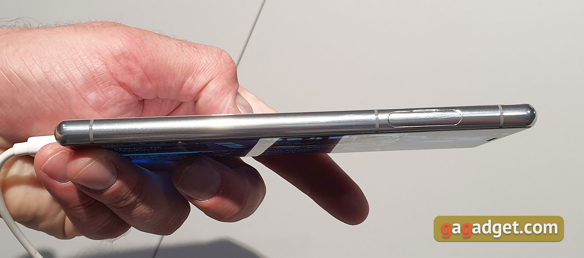IFA 2019: первое знакомство с уменьшенным флагманом Sony Xperia 5-4