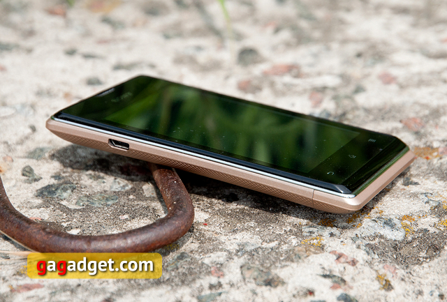 Обзор Sony Xperia E Dual-2