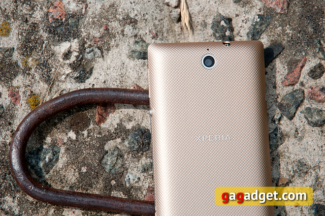 Обзор Sony Xperia E Dual-7