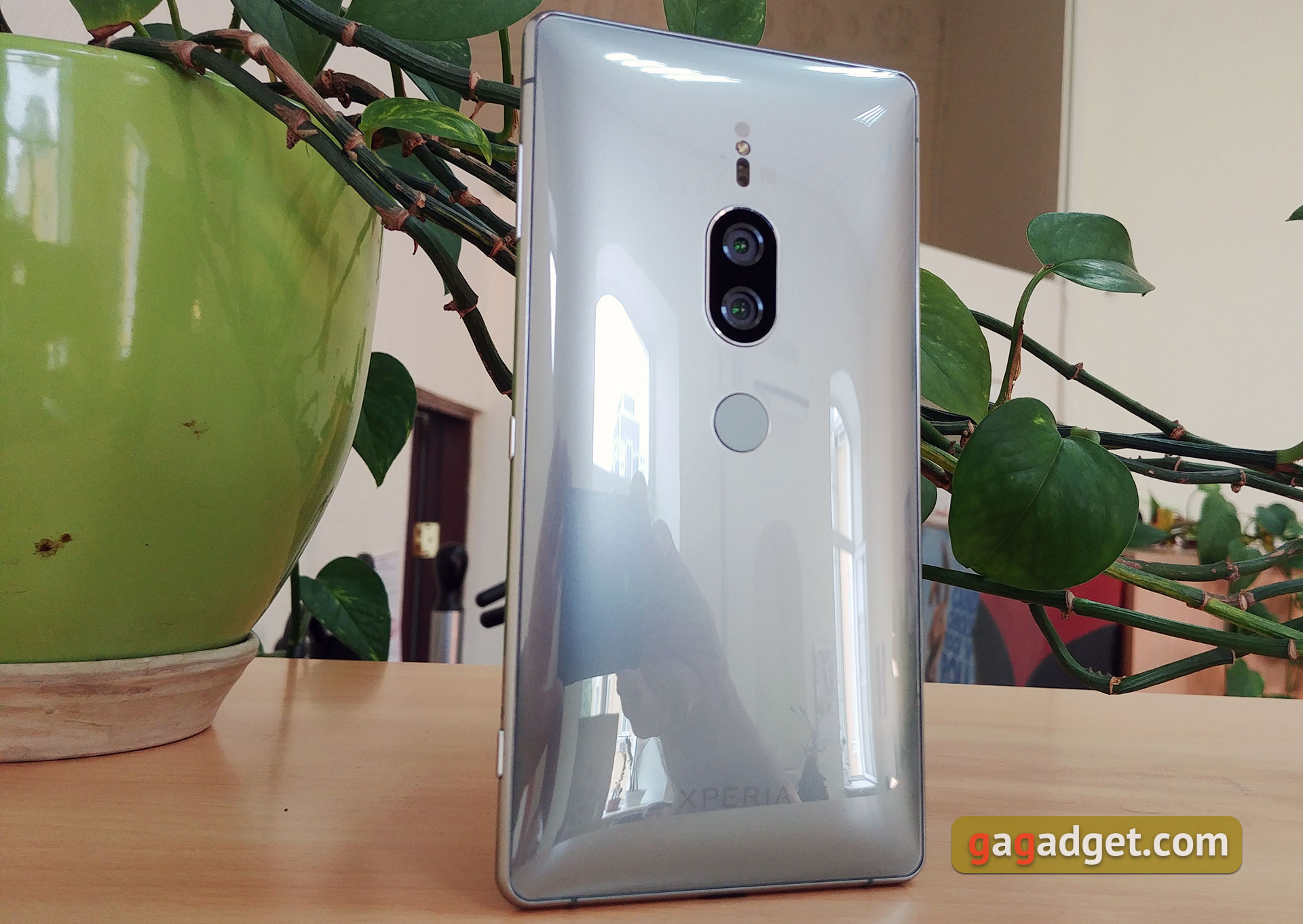 sony-xperia-xz2-premium-12.jpg