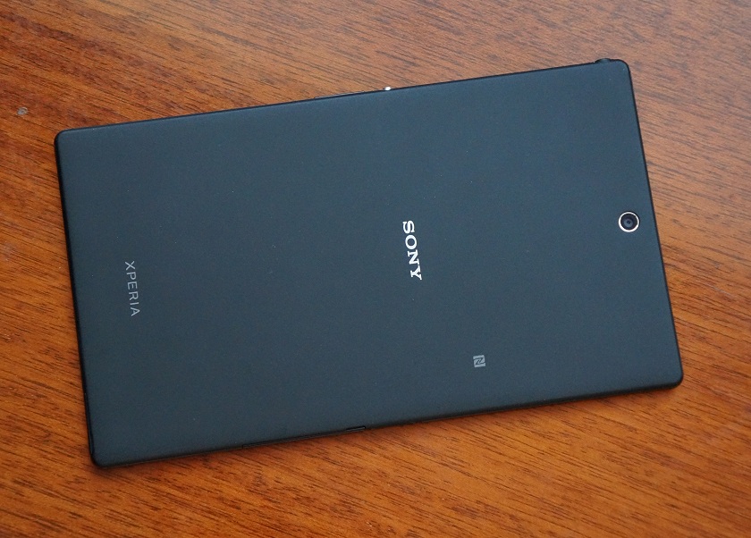 Обзор планшета Sony Xperia Z3 Tablet Compact -6