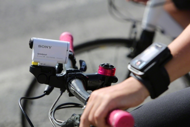 Экшн-камера Sony Action Cam HDR-AS100VR с 13.5-МП матрицей Exmor R и записью 1920x1080-2