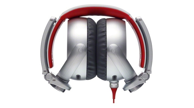 Флагманские наушники Sony MDR-XB920 из алюминия-3 Флагманские наушники Sony MDR-XB920 из алюминия-3