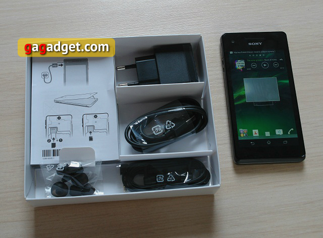 Обзор Sony XPERIA V: субфлагман со степенью-12