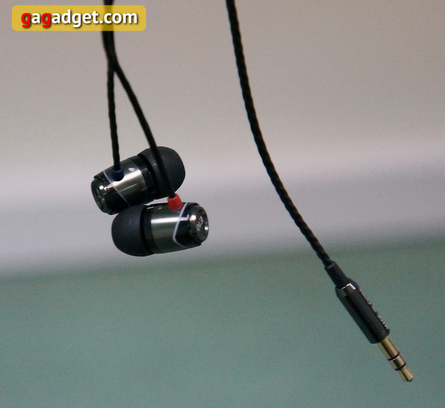 Обзор наушников SoundMAGIC E10-8