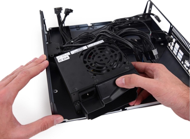 В iFixit разобрали прототип Valve Steam Machine-12