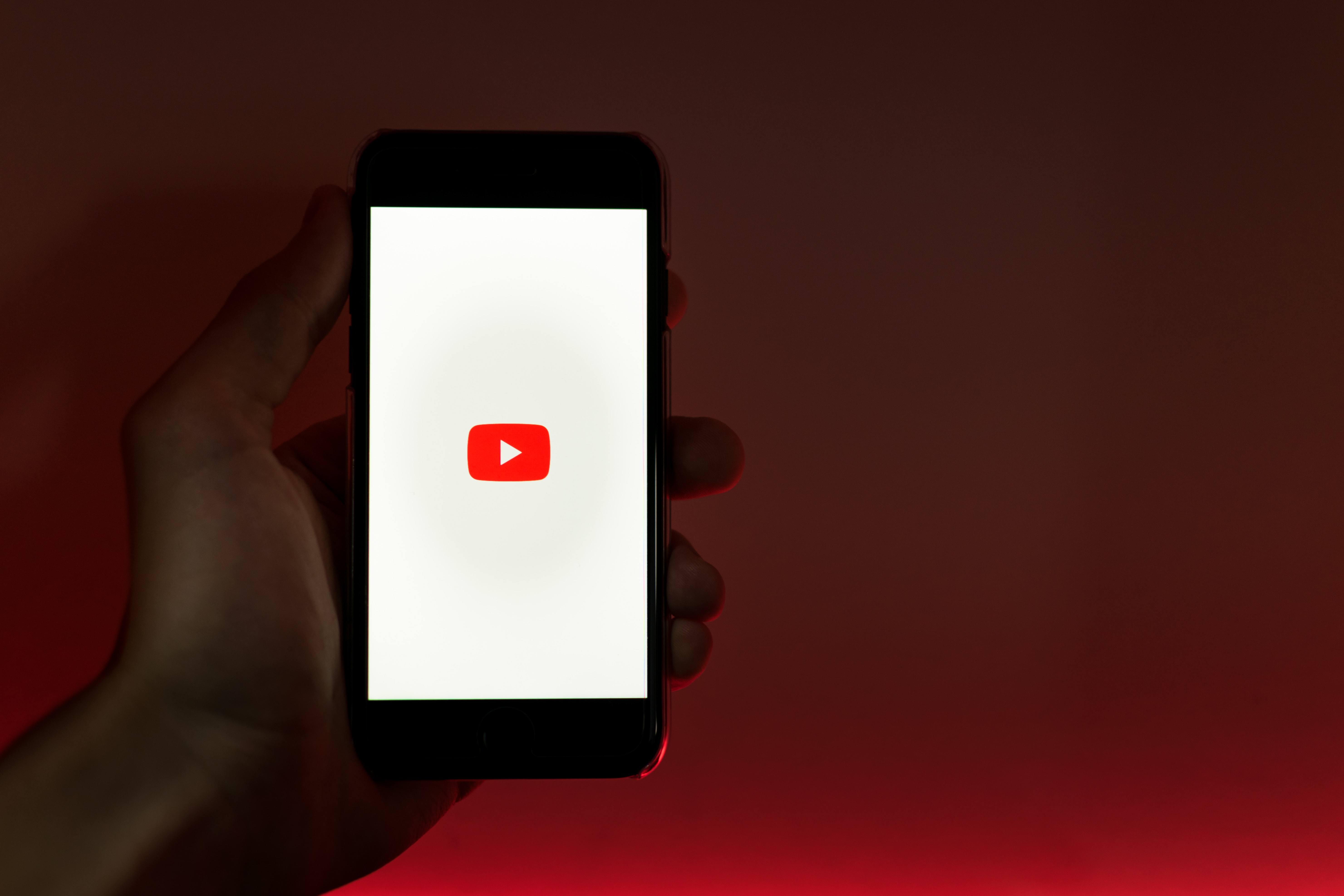YouTube may launch an AI tool to mimic musicians' voices