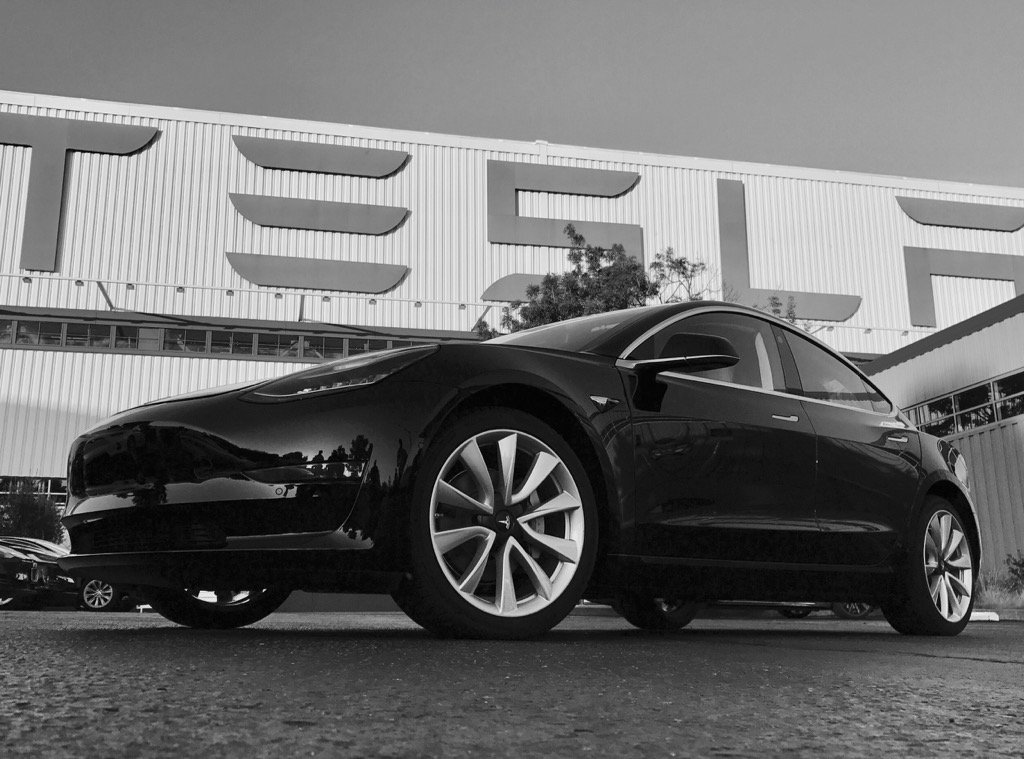 tesla-model-3-first-3.jpg