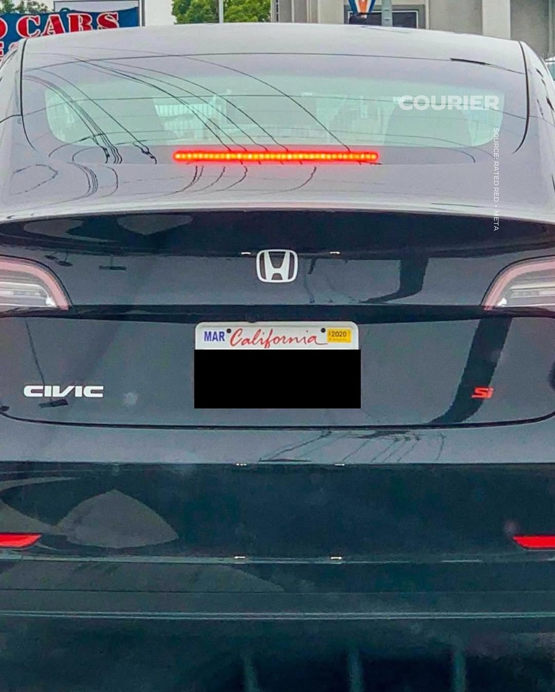 Les propriétaires de Tesla déguisent leurs véhicules en signe de protestation