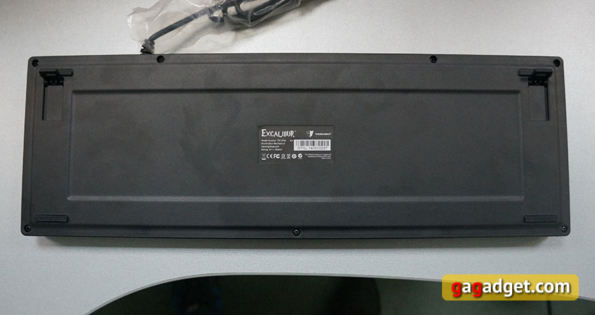 Обзор механической клавиатуры начального уровня Tesoro Excalibur Red Switch-6