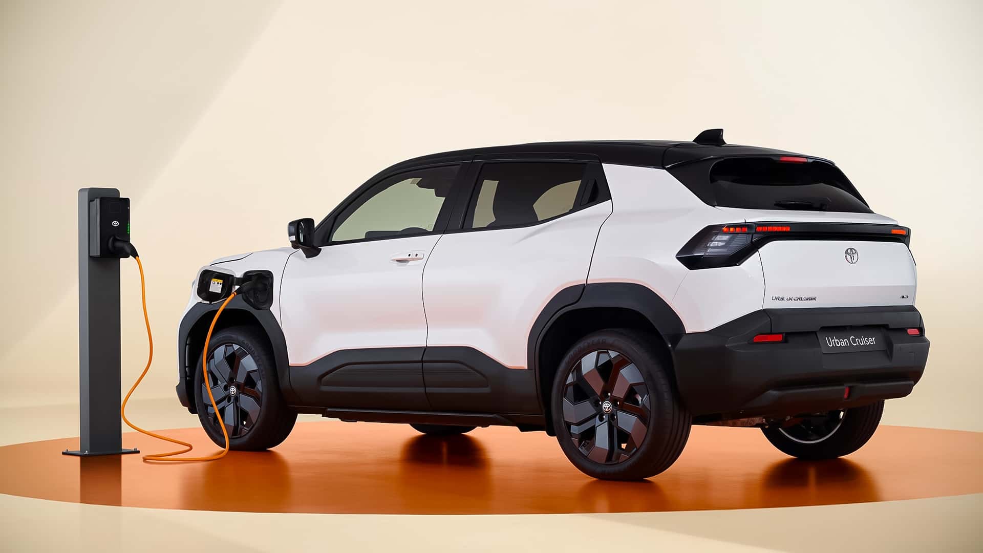 Toyota Urban Cruiser 2025 модель