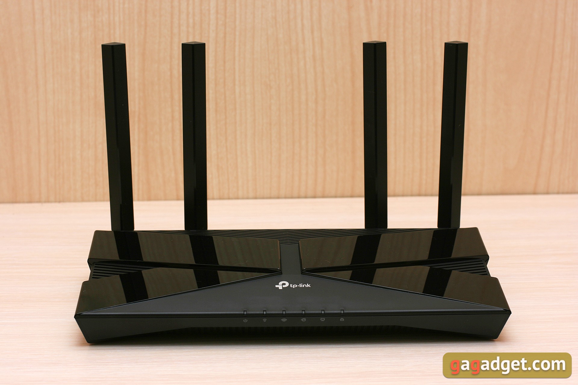 Три гігабіти в оселі: огляд роутера 2022 TP-Link Archer AX53-6