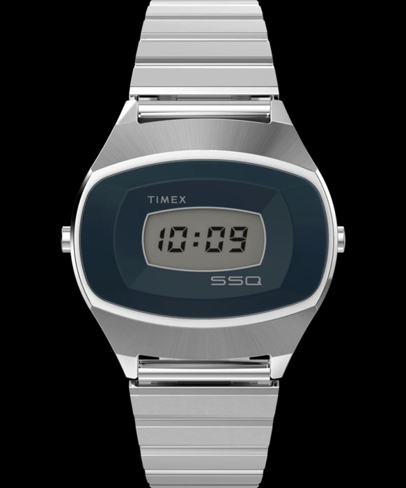 Q Timex 1975 SSQ with bracelet